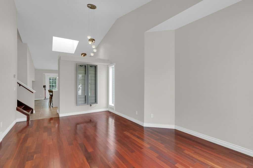 270 Arbour Ridge Park NW — photo 3
