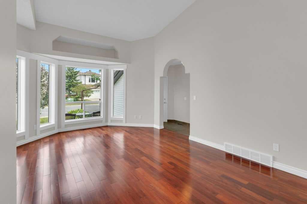 270 Arbour Ridge Park NW — photo 4