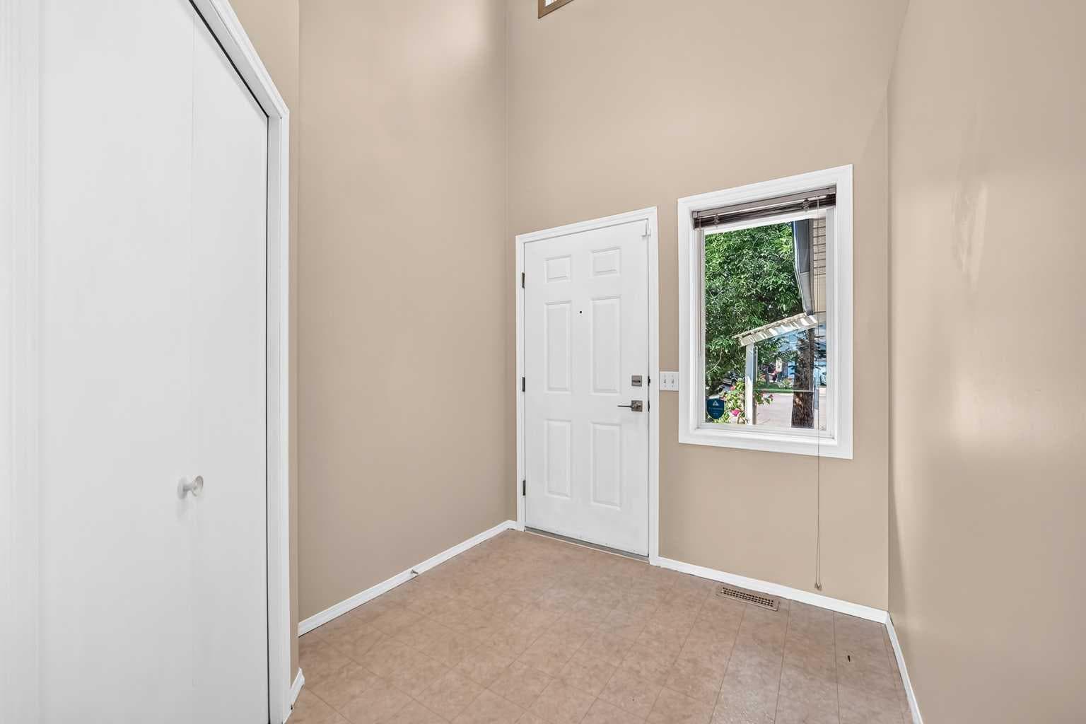 287 Harvest Oak Rise NE — photo 3
