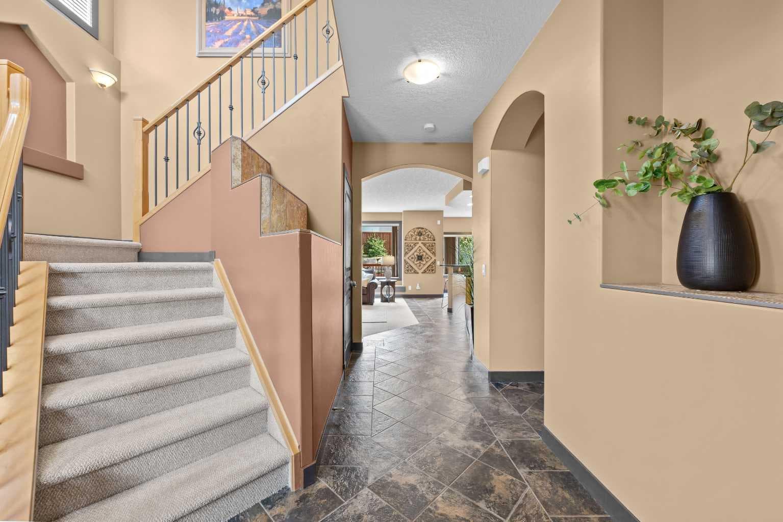 139 Tuscany Ridge Close NW — photo 3