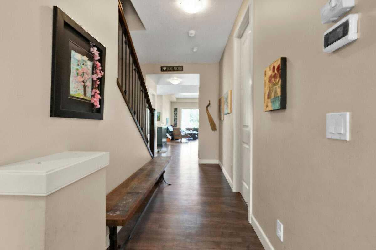 518 Mahogany Manor SE — photo 5