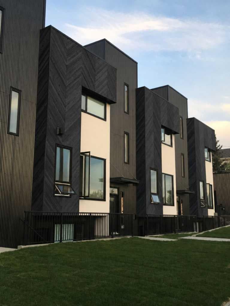 112 21 Street NW — photo 2