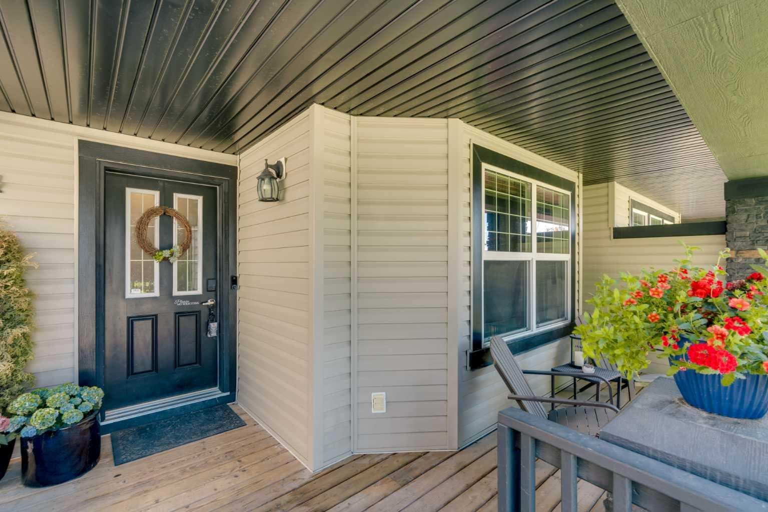 91 Panora Square NW — photo 3
