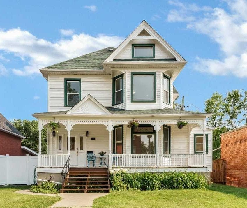 421 Aberdeen Street SE — photo 1