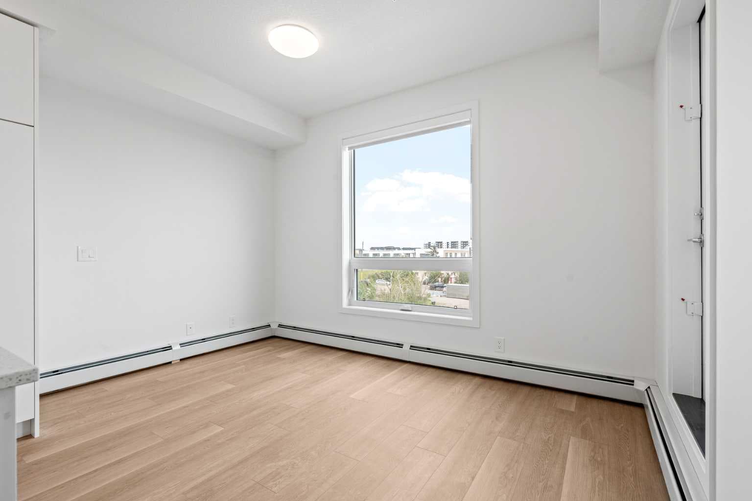 4205, 8500 19 Avenue SE — photo 5