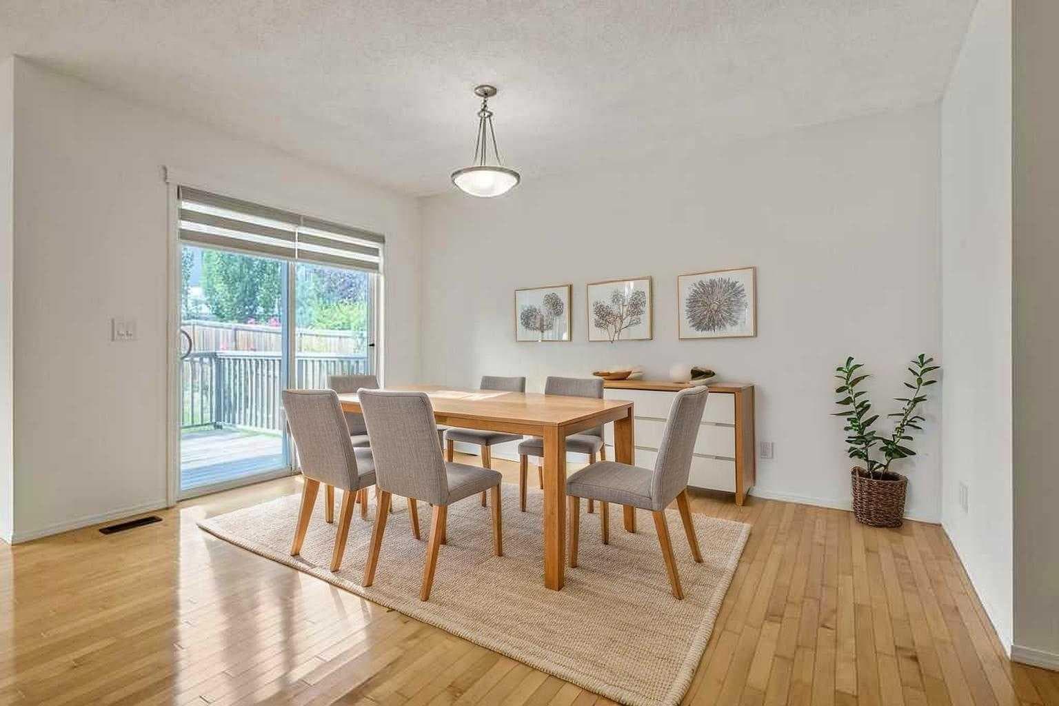 280 Panora Close NW — photo 3