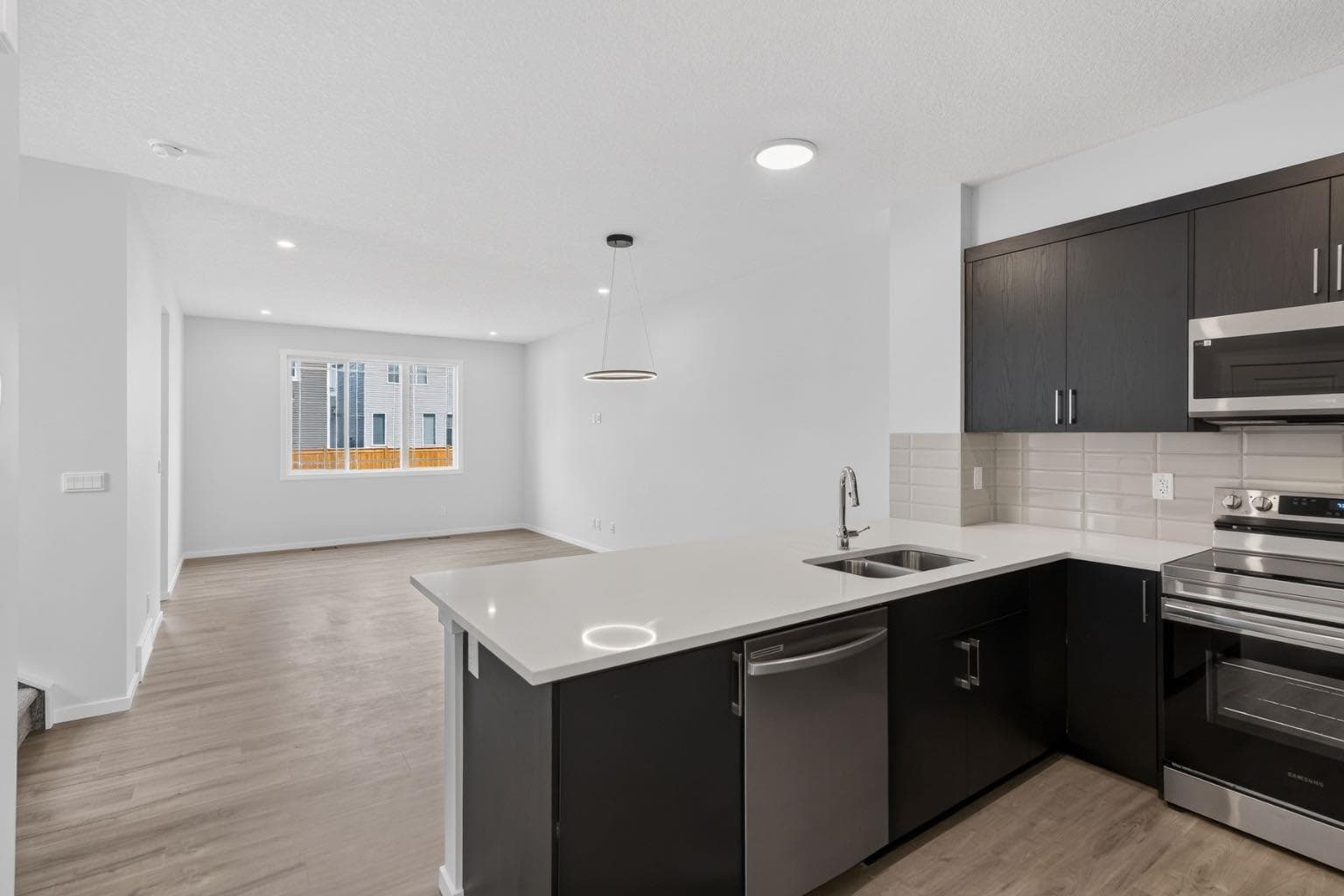 2056 Carrington Boulevard NW — photo 5