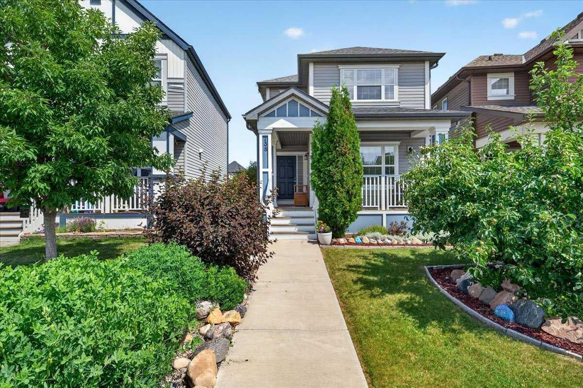 138 Copperpond Heights SE — photo 3