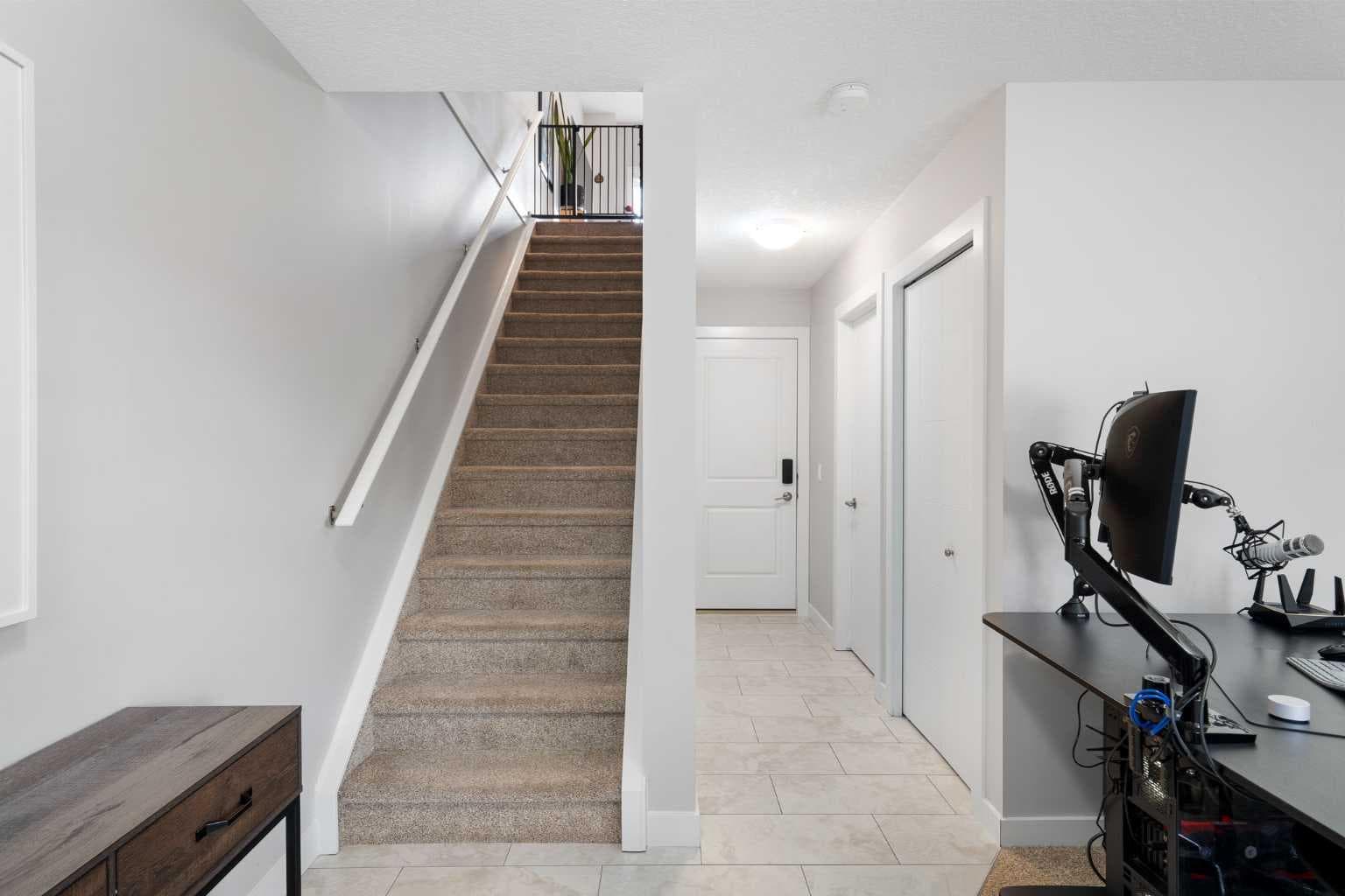 426 Nolan Hill Boulevard NW — photo 4