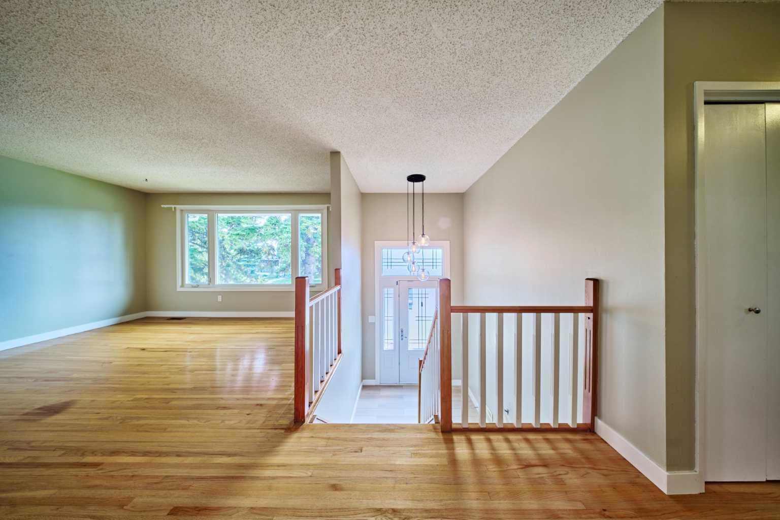 4820 49 Avenue NW — photo 5