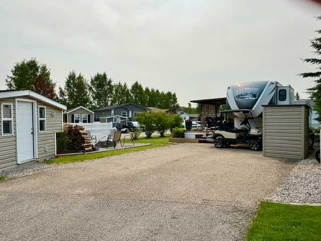 35468 Range Road 30, 2092 — photo 3