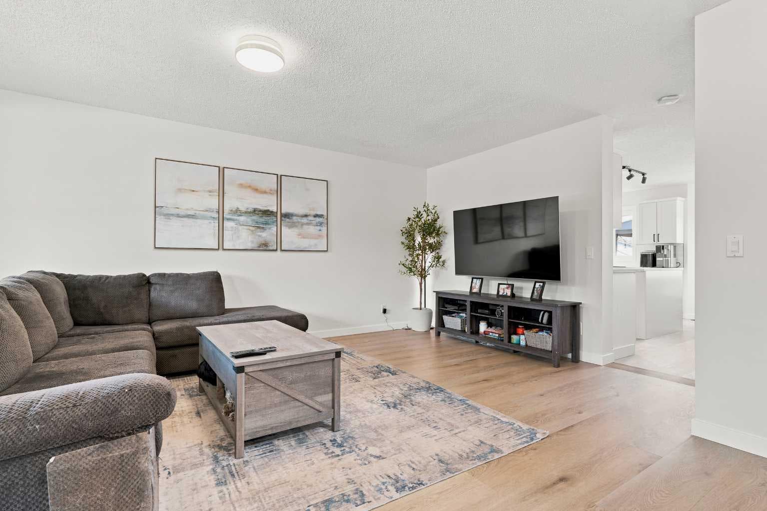 61 Mt Aberdeen Circle SE — photo 4