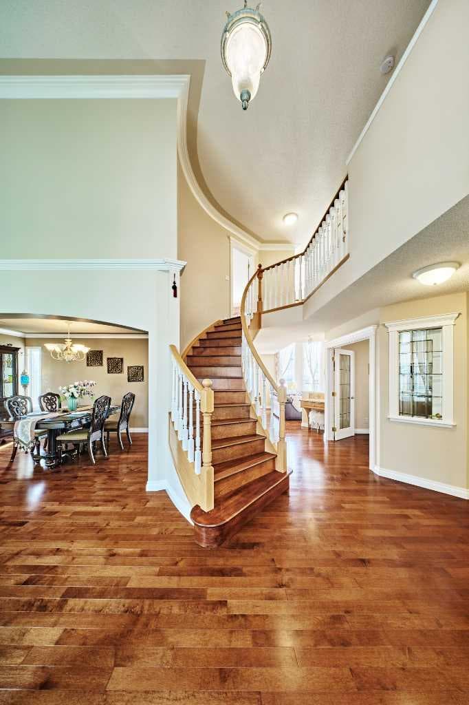 46 Hampstead Manor NW — photo 4