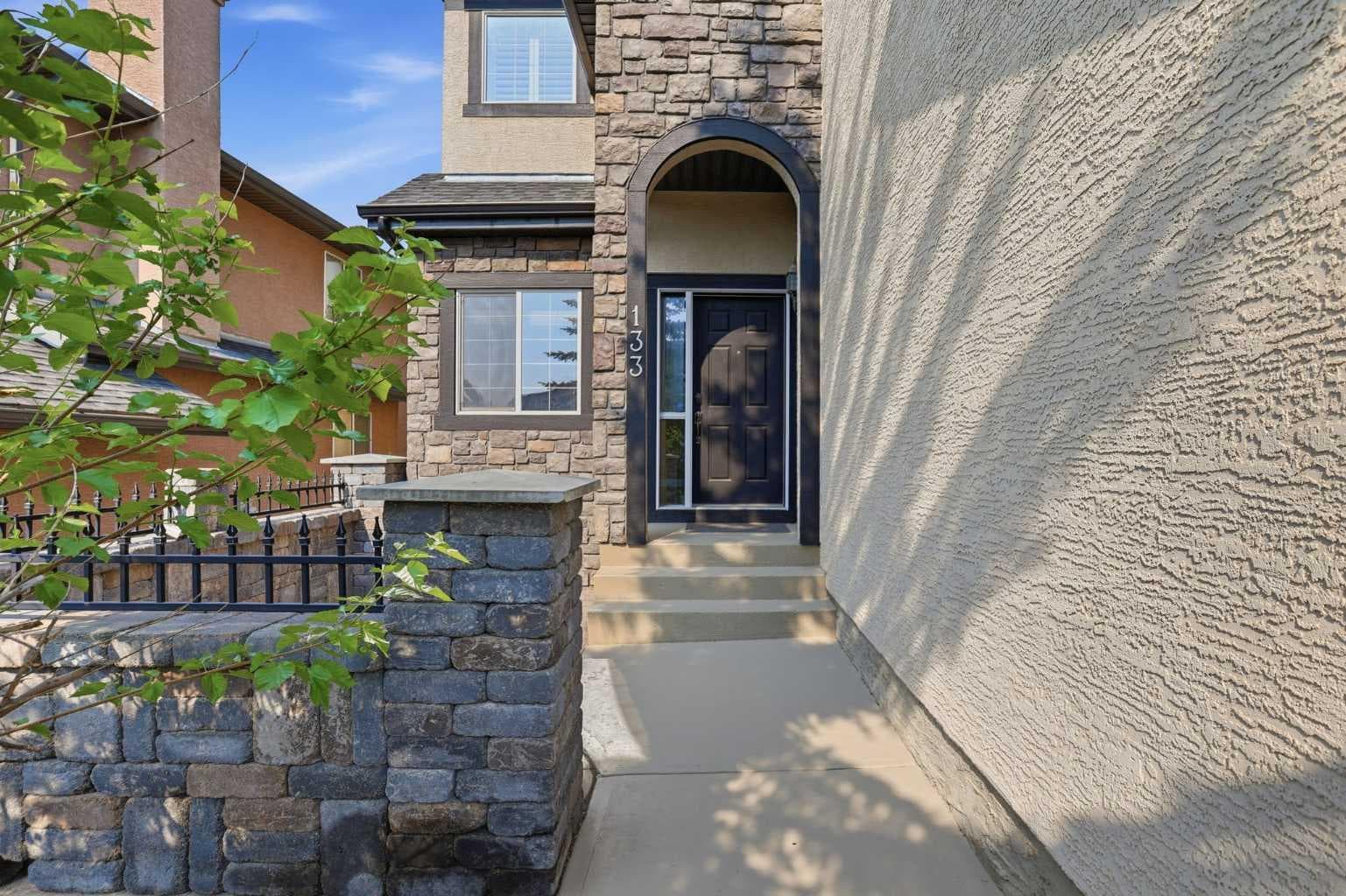 133 Aspen Stone Road SW — photo 2