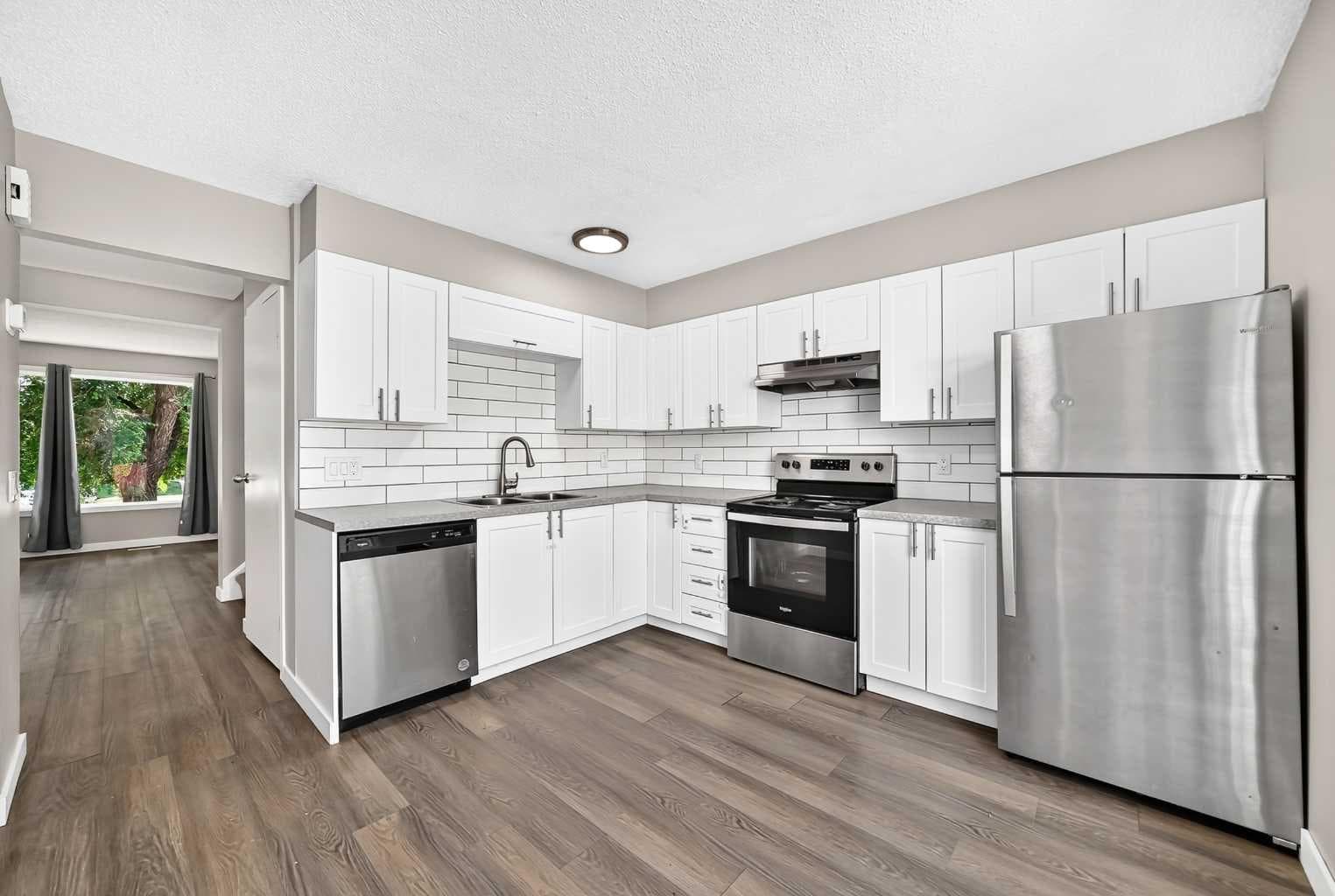 96 Erin Woods Boulevard SE — photo 3