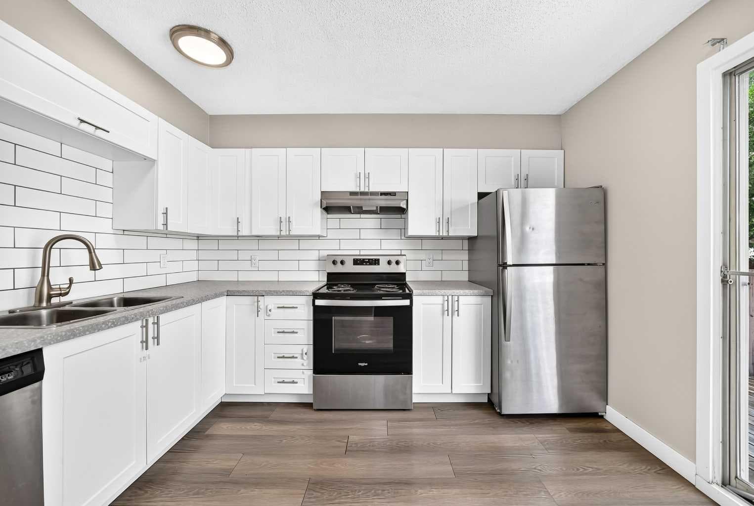 96 Erin Woods Boulevard SE — photo 4