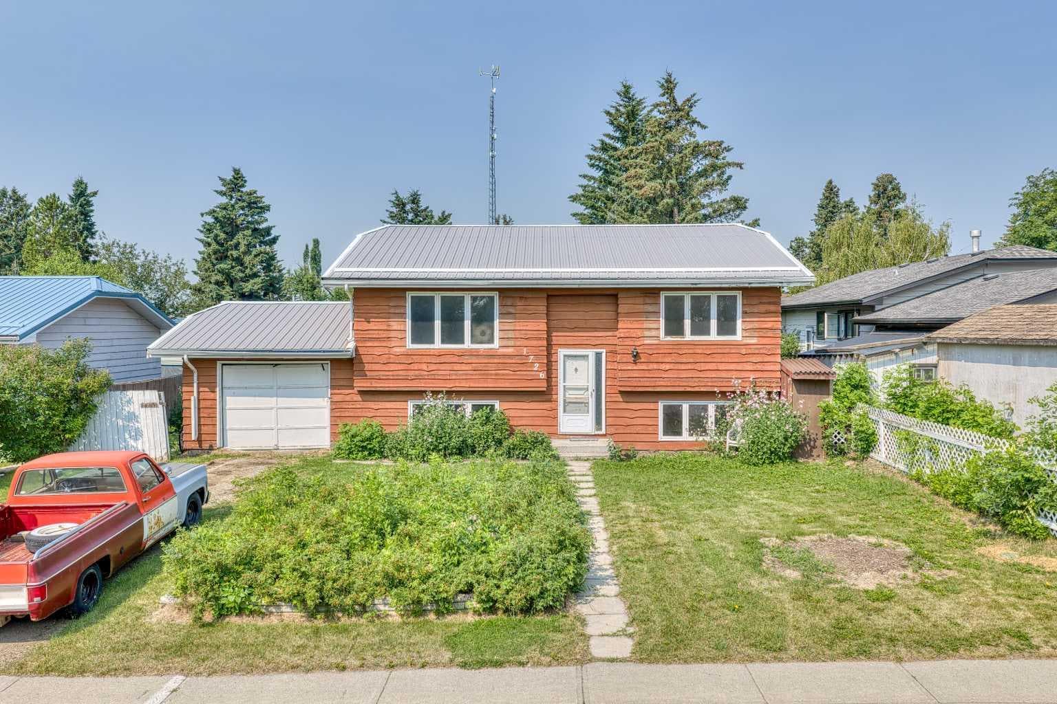 1726 Saskatchewan Street — photo 1