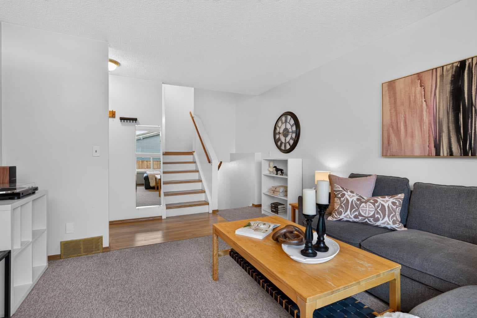 179 Pinecliff Close NE — photo 4
