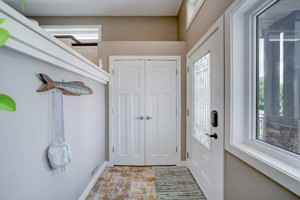 82 Keystone Terrace W — photo 4