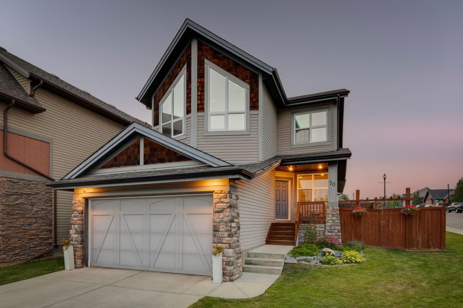 70 Cortina Way SW — photo 1