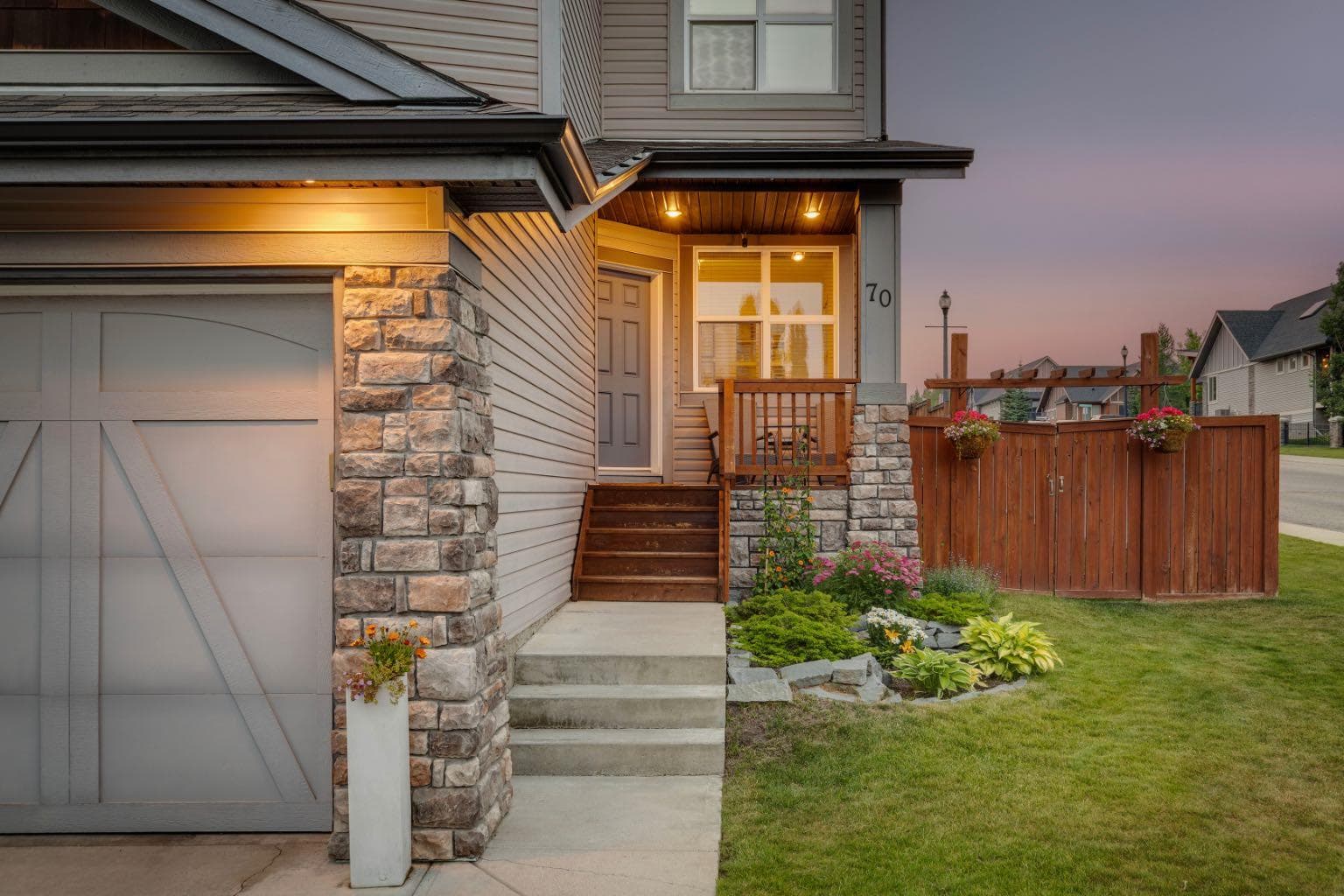 70 Cortina Way SW — photo 2