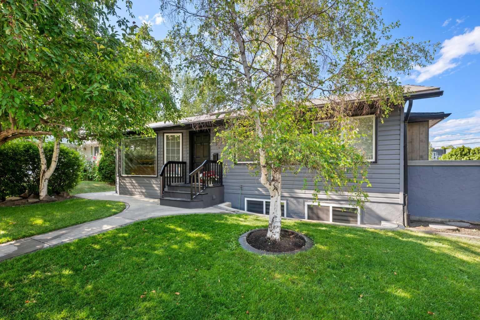 436 Attica Drive SE — photo 1