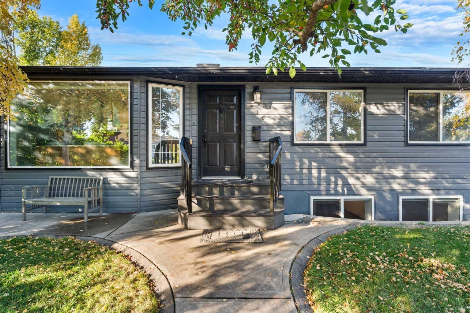 436 Attica Drive SE — photo 2