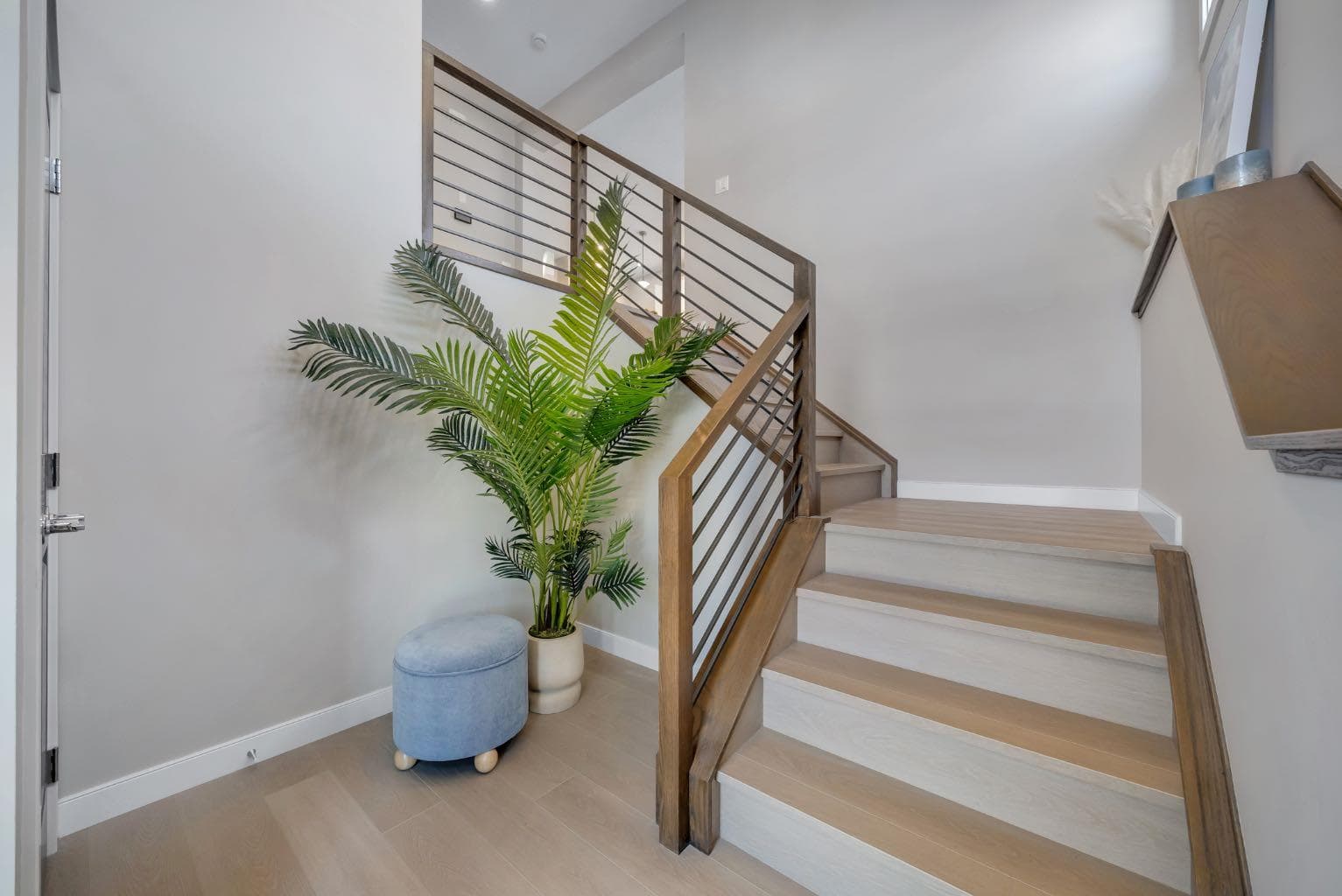 3 Tillotson Downs — photo 5