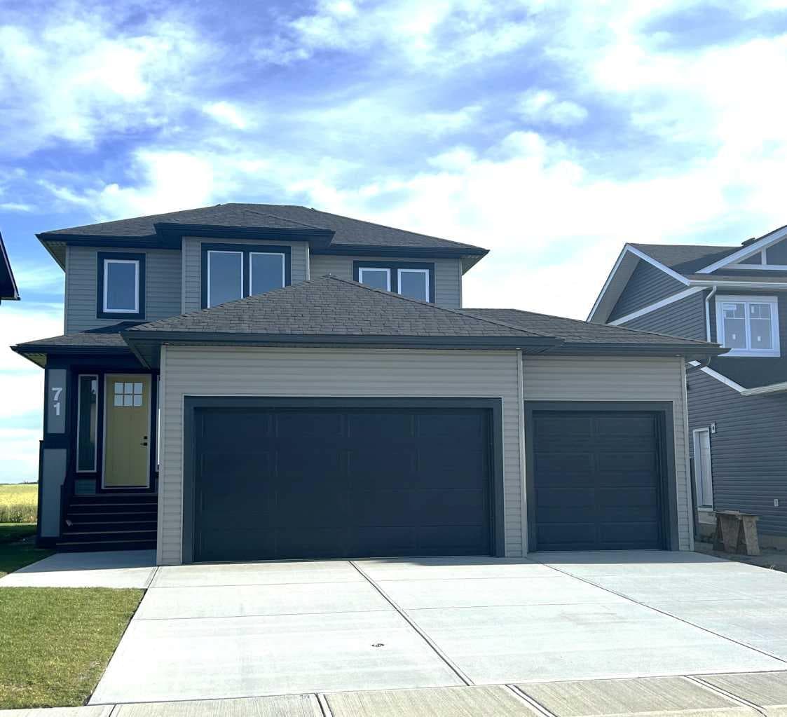 71 Vincent Crescent — photo 2