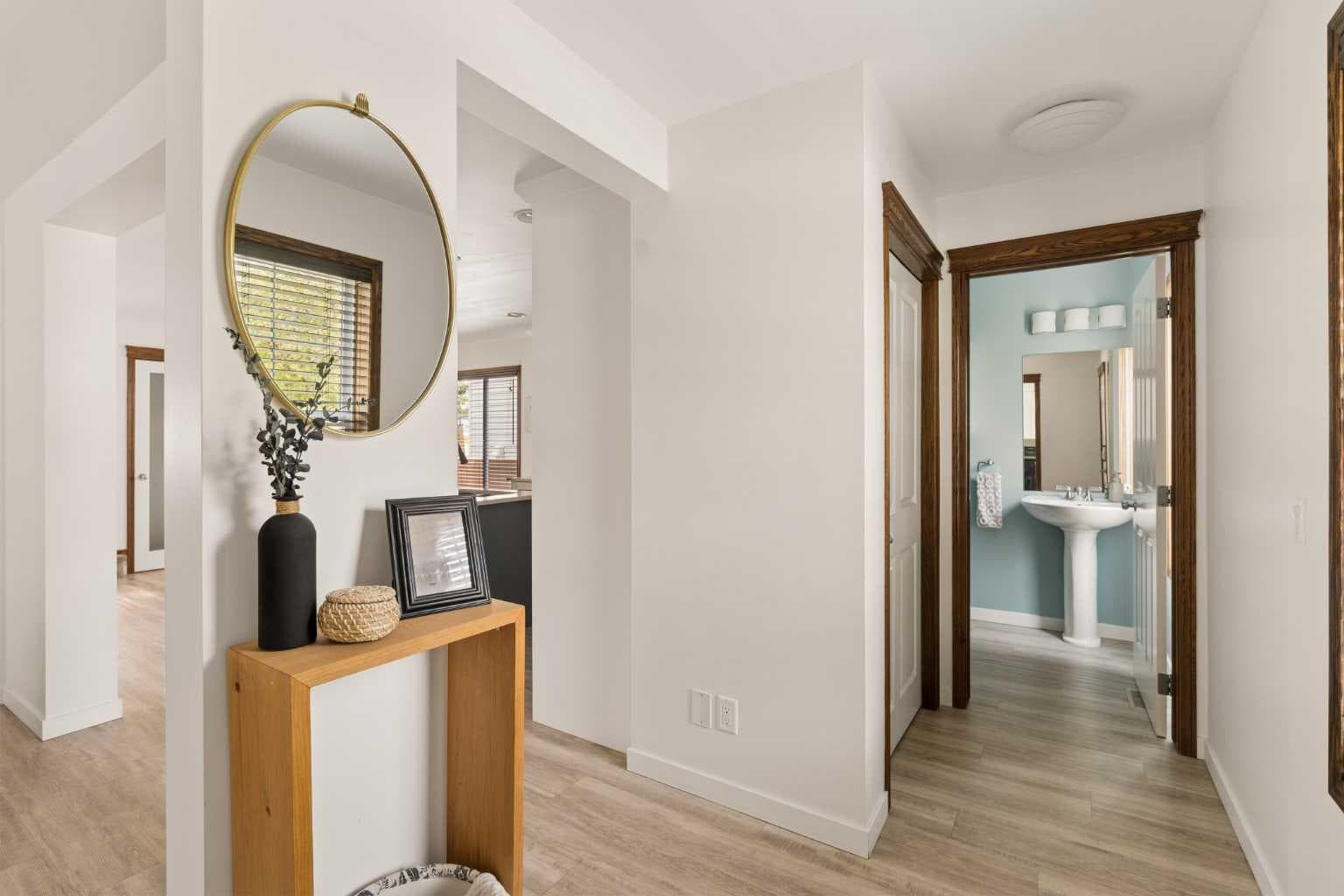 4331 Elgin Avenue SE — photo 2