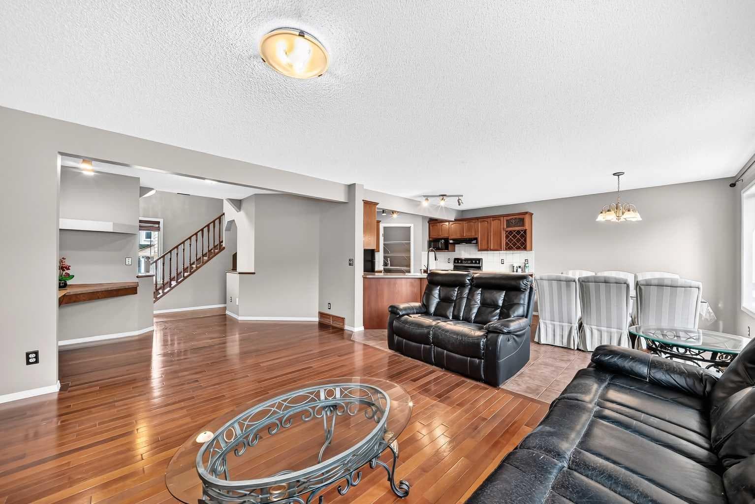 163 Valley Crest Close NW — photo 3