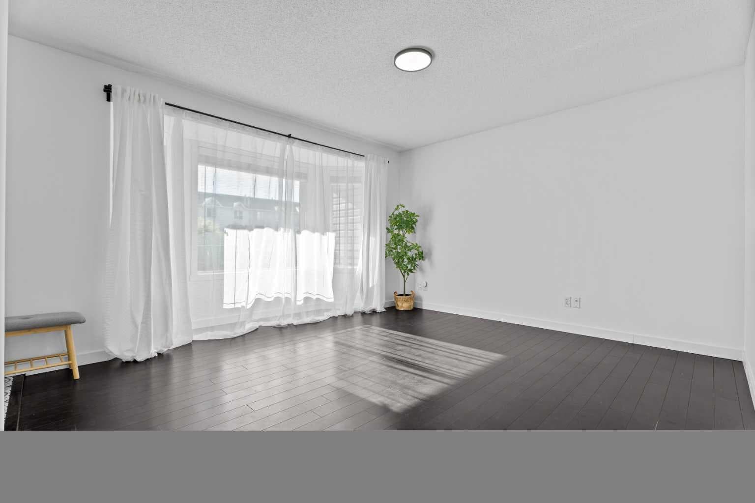 122, 950 Arbour Lake Road NW — photo 2