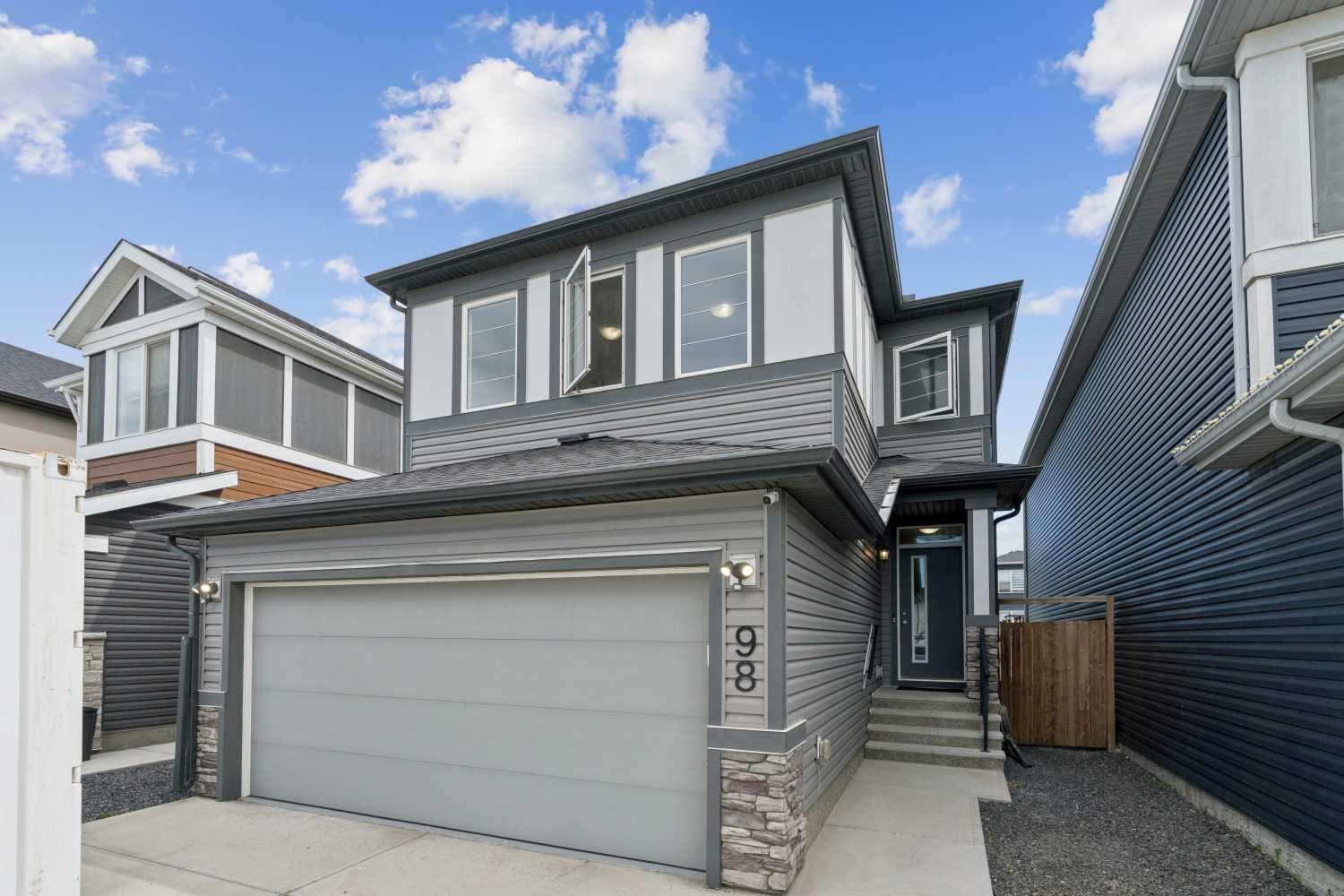 98 Seton Road SE — photo 1