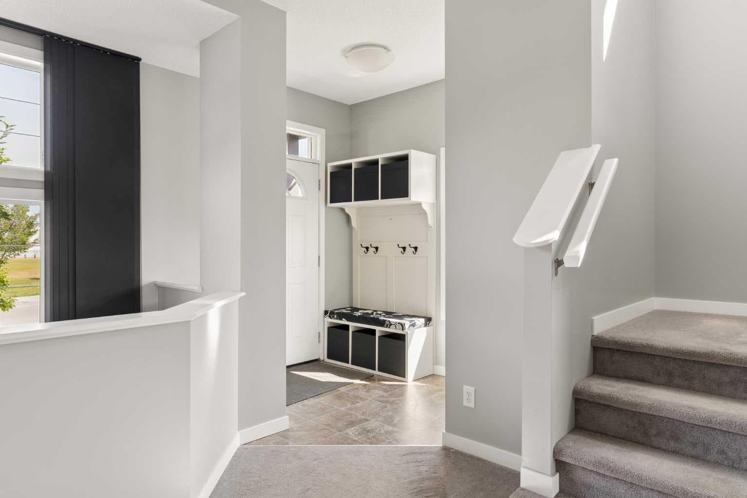 1037 New Brighton Park SE — photo 3