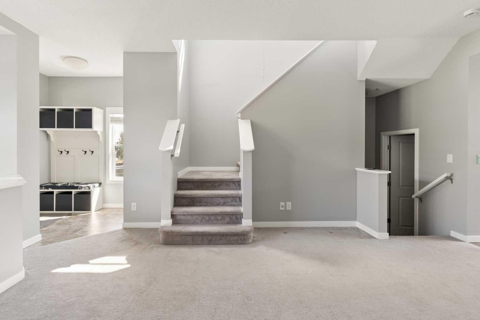 1037 New Brighton Park SE — photo 4