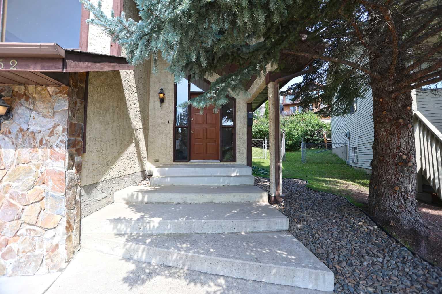 52 Edgeland Road NW — photo 5