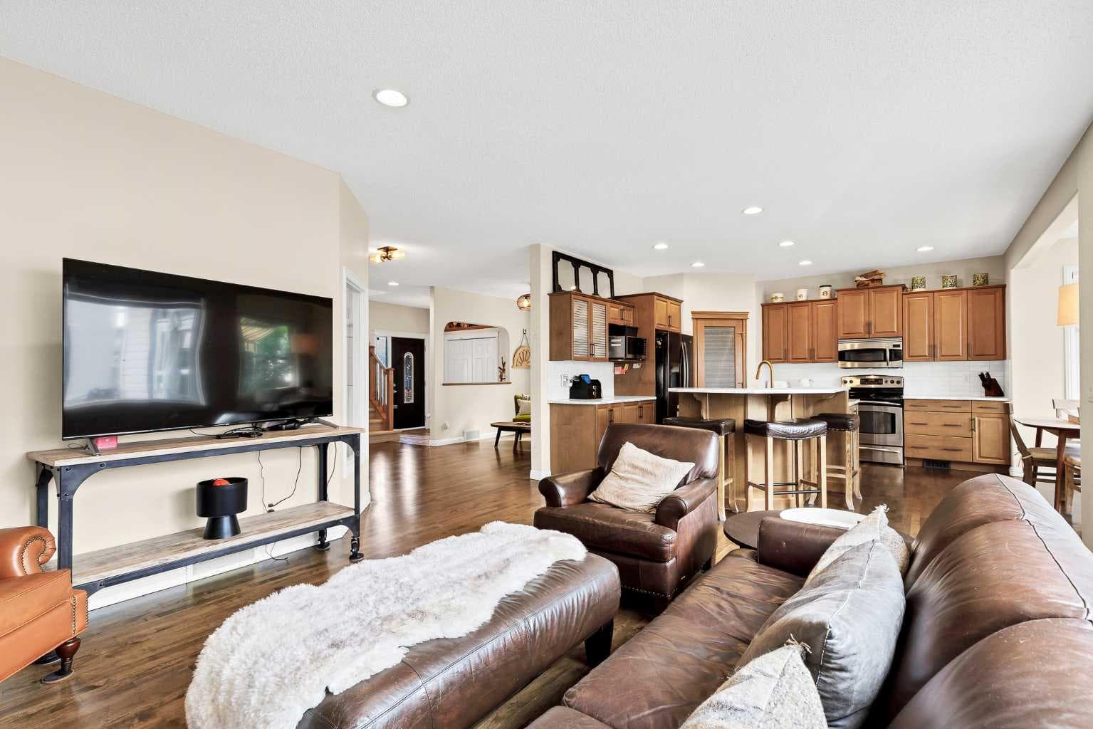 1437 Kings Heights Boulevard SE — photo 3