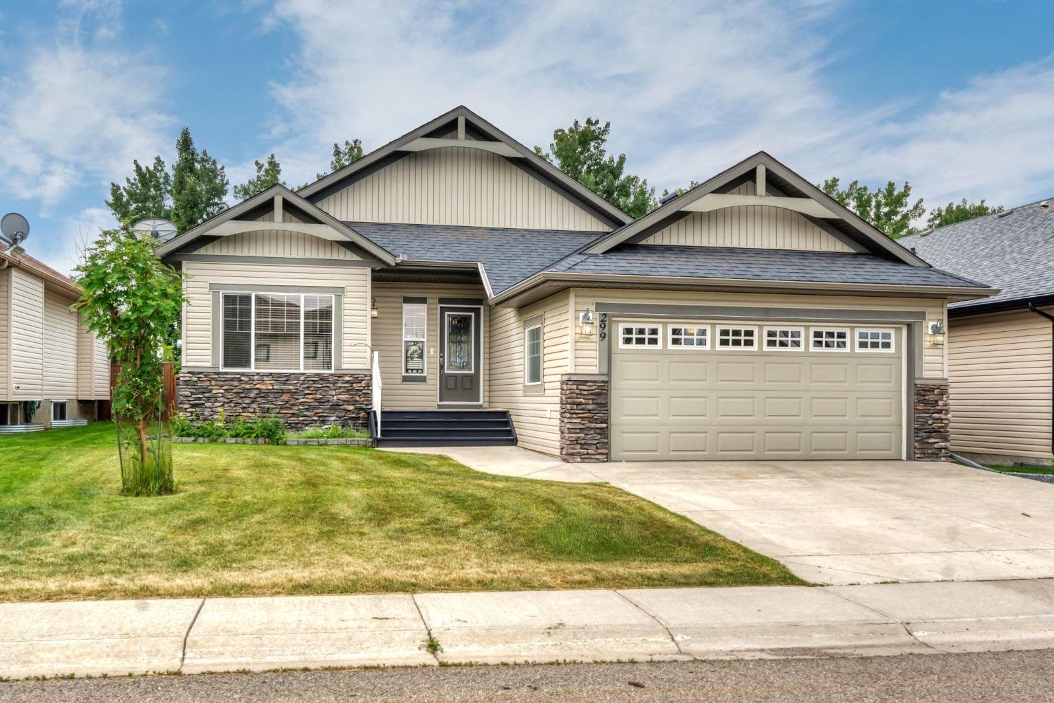 299 Willow Ridge Manor SW — photo 1
