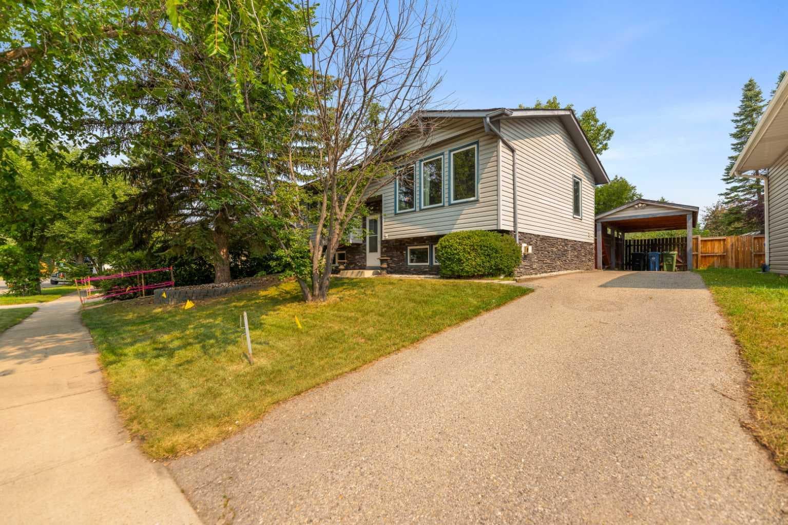 14695 Deer Ridge Drive SE — photo 2