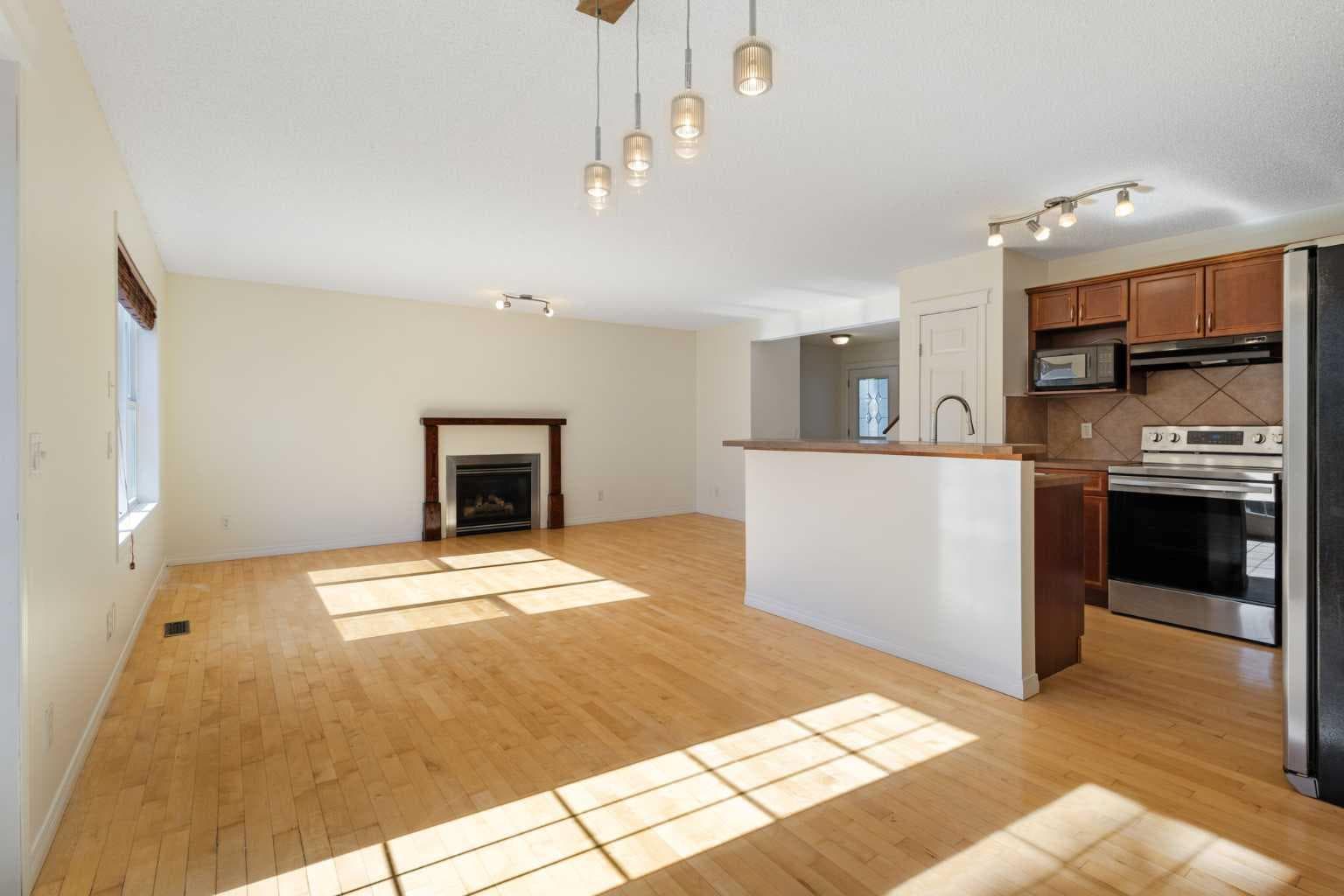 78 Cougar Plateau Way SW — photo 4