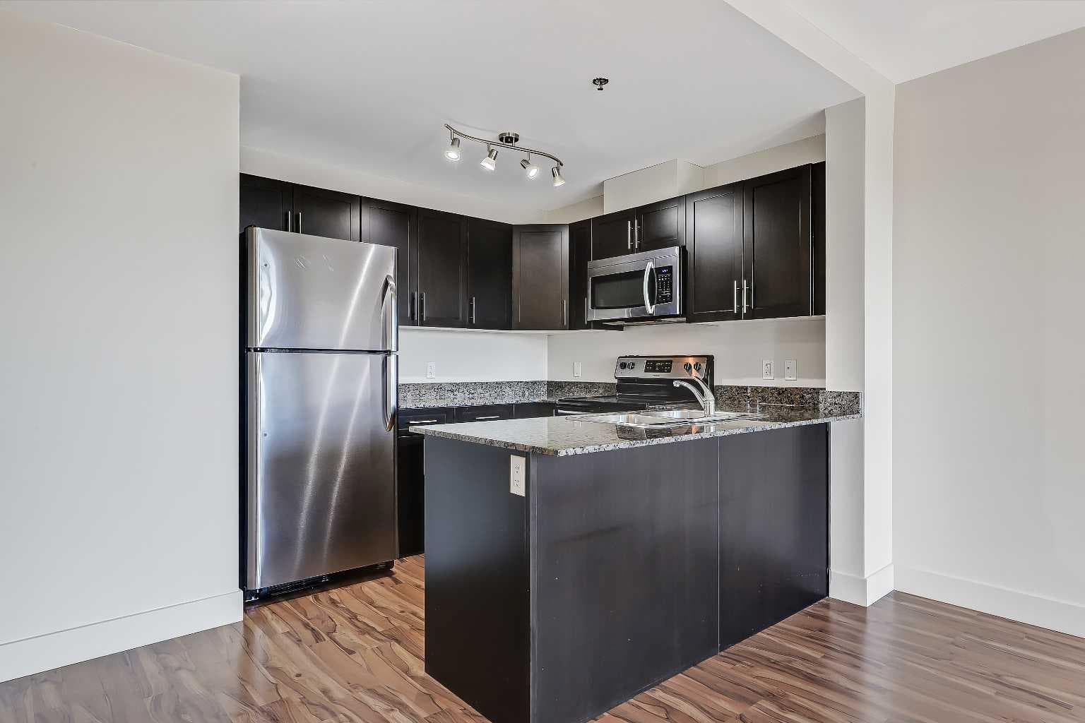 514, 955 McPherson Road NE — photo 2