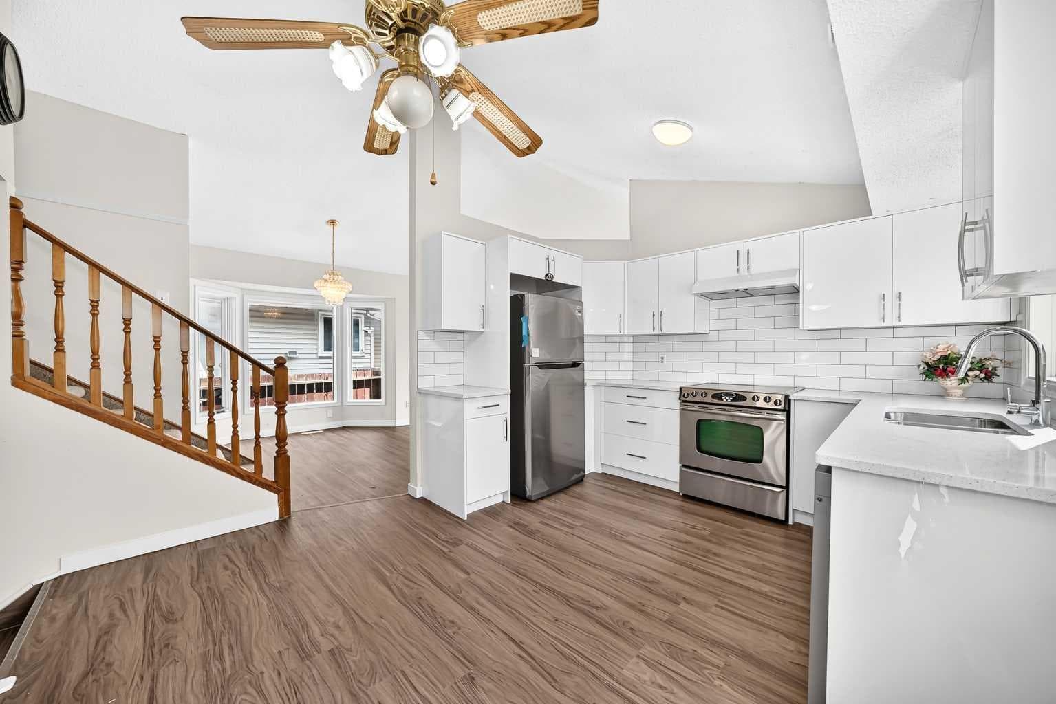37 Martingrove Way NE — photo 2