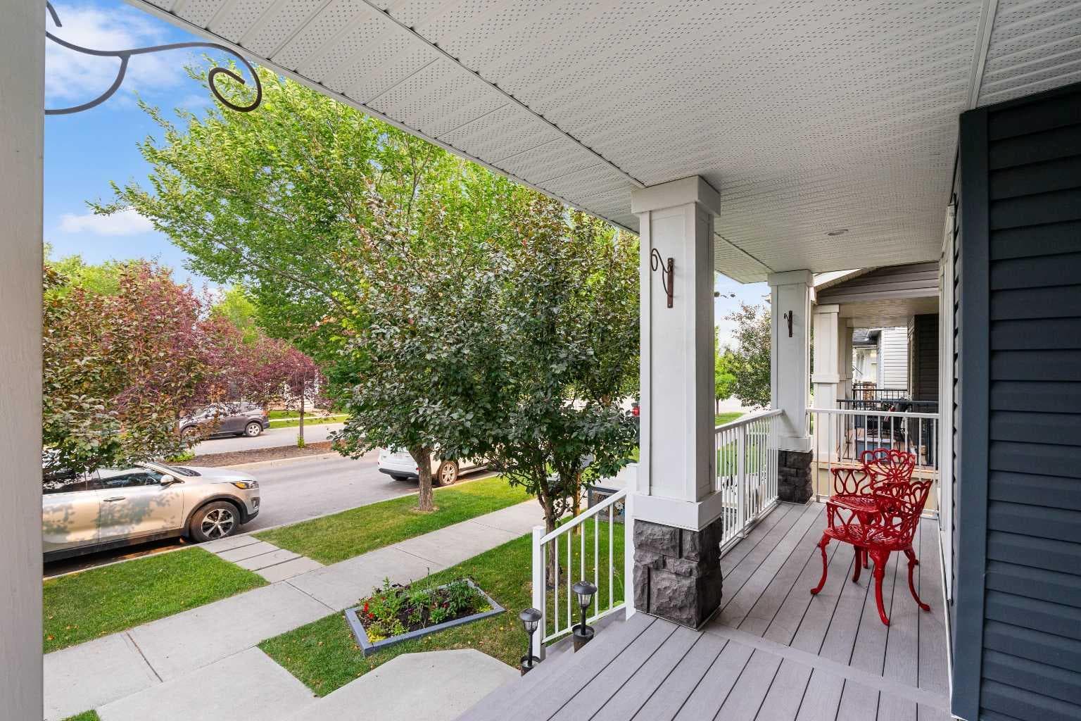 2478 Ravenswood View SE — photo 2