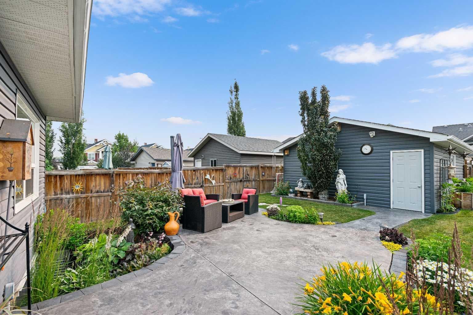 2478 Ravenswood View SE — photo 5