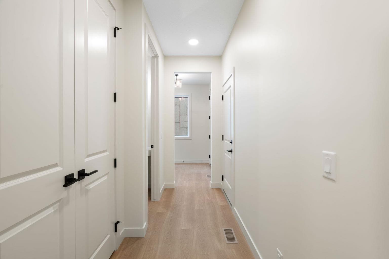 112 Sunrise Heath — photo 5