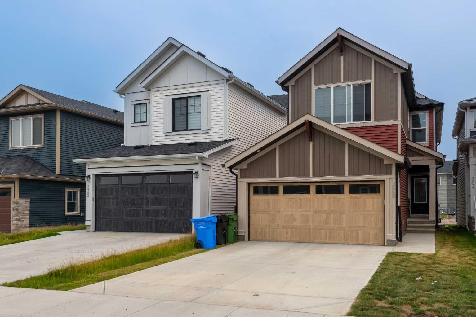 328 Homestead Grove NE — photo 4