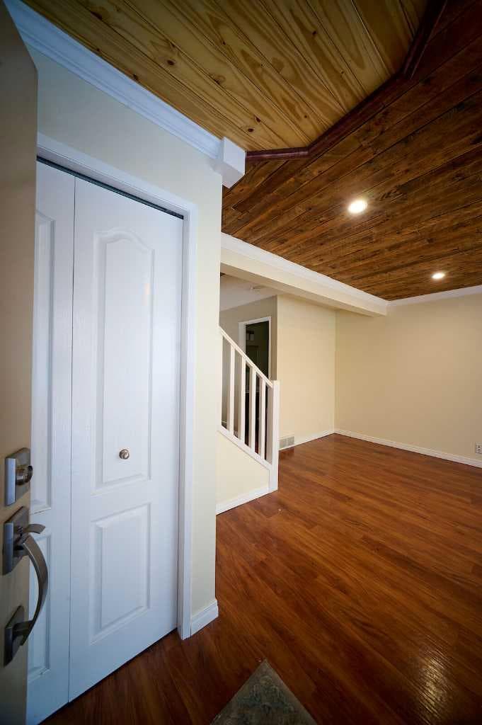 30, 380 Bermuda Drive NW — photo 2