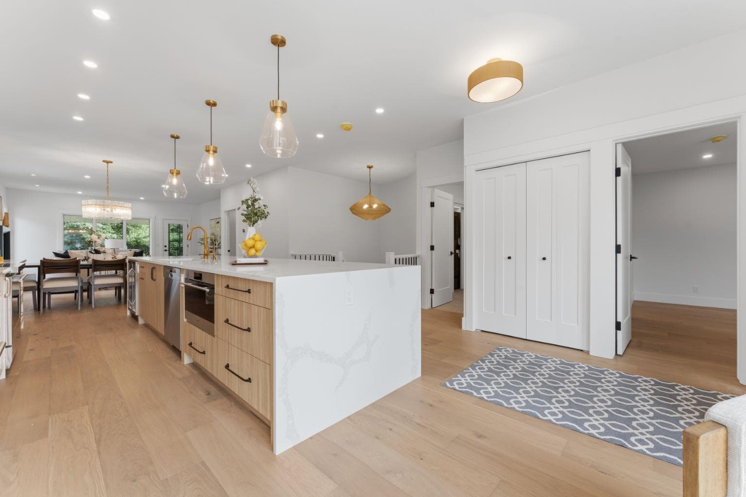 12 Prominence Point SW — photo 5