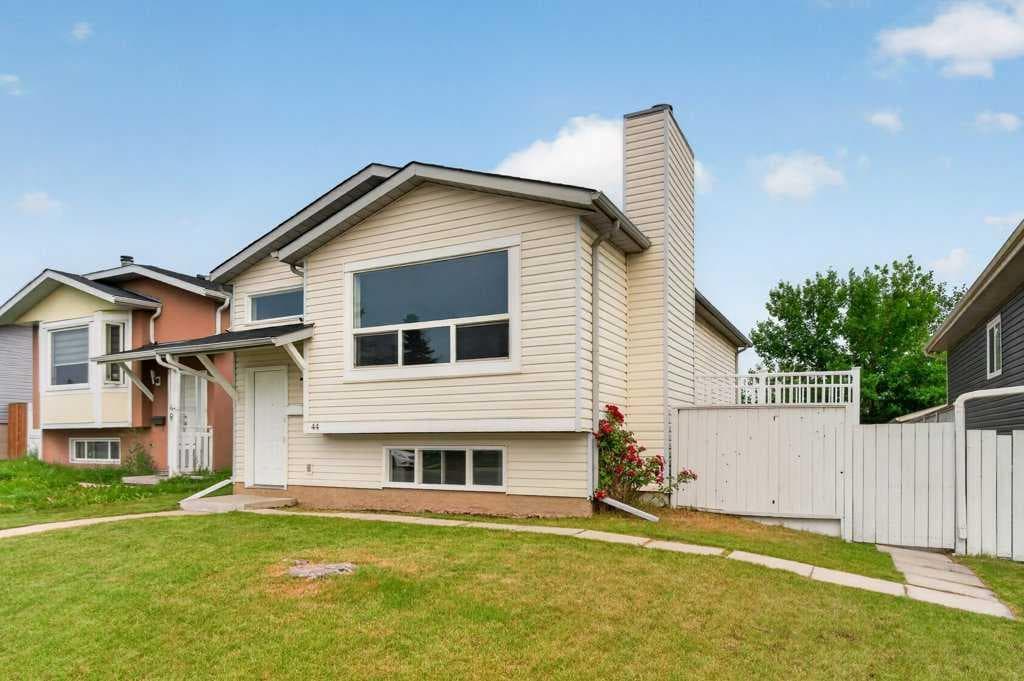 Detached in Falconridge