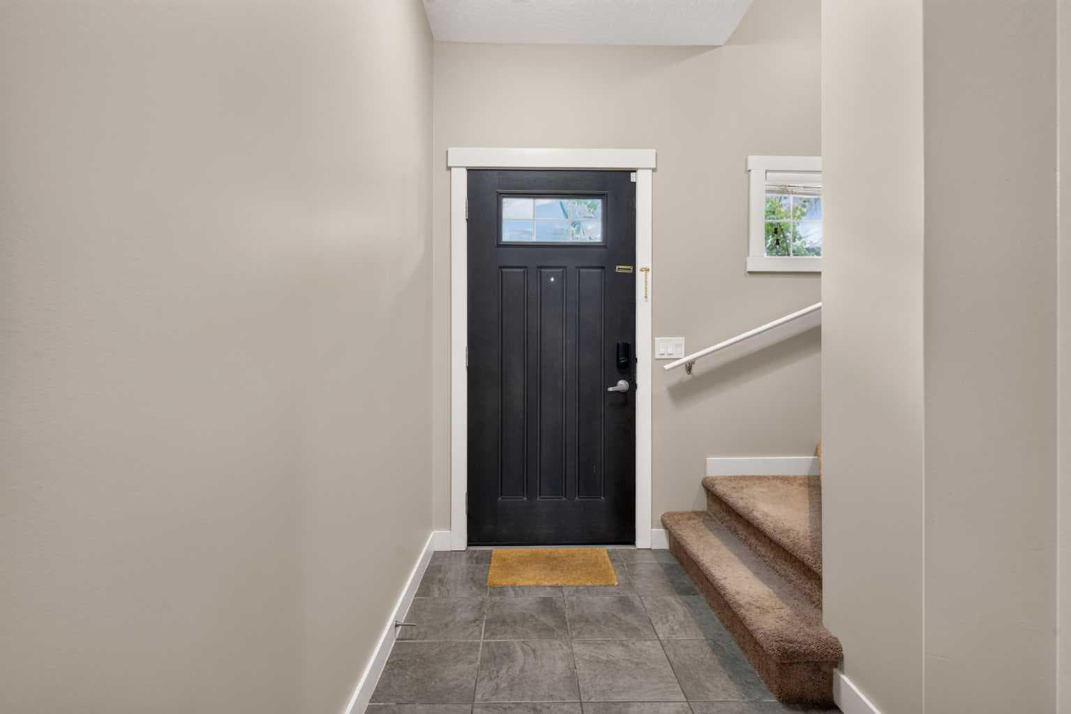 558 Evanston Manor NW — photo 5